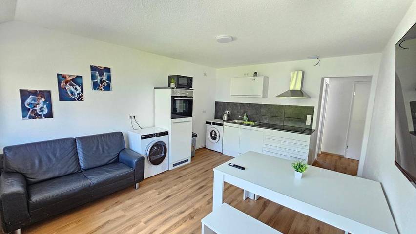 Apartamento de vacaciones para 5 personas, con terraza además de vistas y jardín - 1