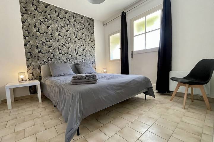 Location de vacances pour 4 personnes, avec jardin à Benais - 3