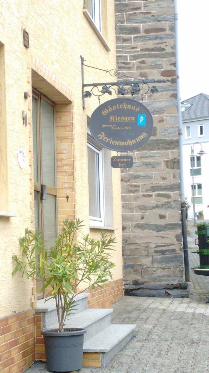 BnB für 2 Personen, mit Terrasse und Ausblick in Bernkastel-Kues