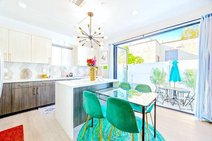 Apartamento para 12 personas, con jacuzzi y terraza en North Hollywood