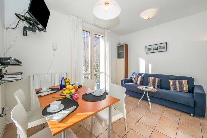 Gîte pour 4 personnes, avec Terrasse et Vue sur le lac dans Porlezza - 2