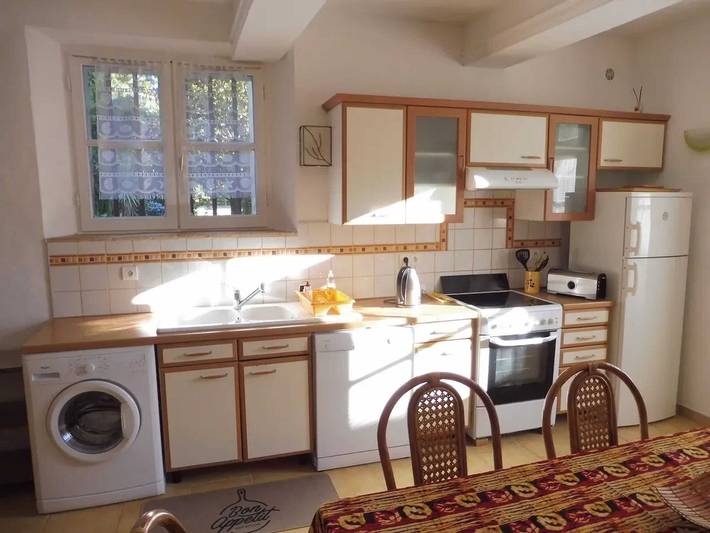 Appartement entier, Appartement convivial à Uzès 85 m² avec terrasse in Uzès, Région de Nîmes