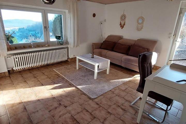 Ferienwohnung für 3 Personen, mit Terrasse und Garten sowie Ausblick in Haiger - 4