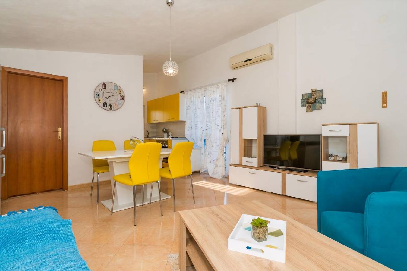 Ganze Wohnung, Apartment Angie in Necujam, Solta