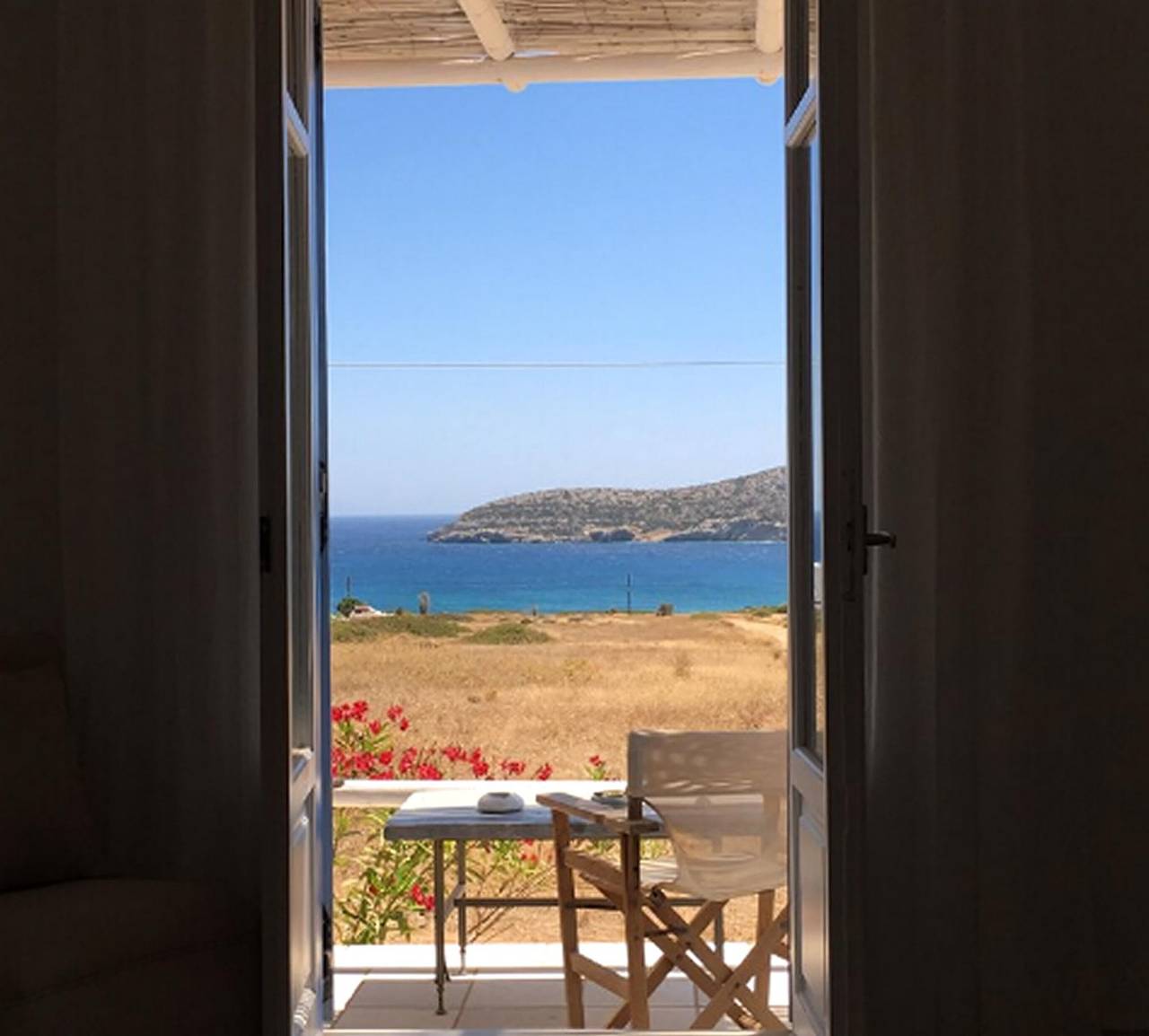 Spacious Antiparos Apartment | 2 Bedrooms | Apartment Mon Cala | Amazing Sea Views | Agios Georgios in Unidad Regional de Paros