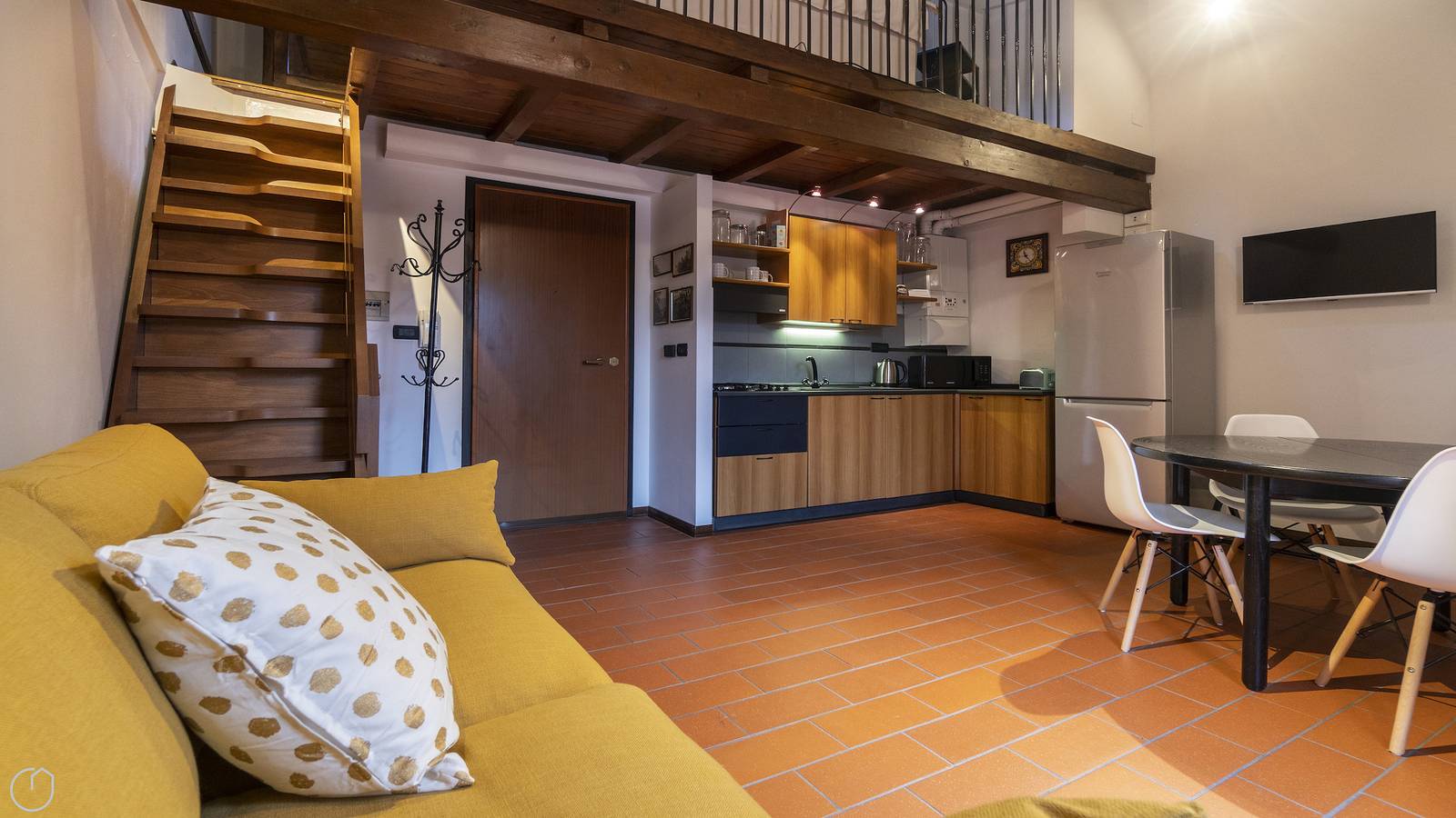 Cały apartament, Apartament wakacyjny dla 4 osób z taras in Bolonia, Prowincja Bolonia