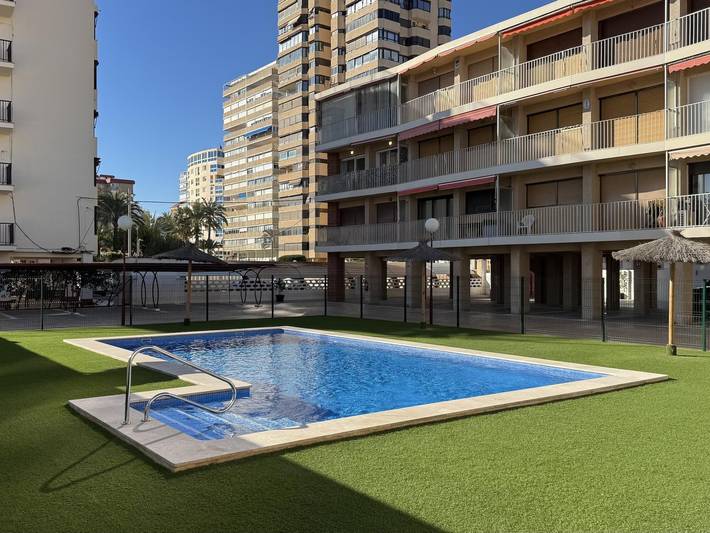 Ferienwohnung für 6 Personen, mit Meerblick und Balkon/Terrasse sowie Pool in Alicante - 4