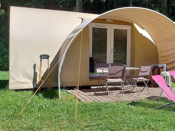Tente pour 4 personnes dans l' Isère