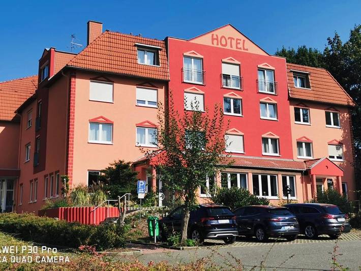 Hotel, mit Terrasse und Garten sowie Sauna und Ausblick in Glauchau