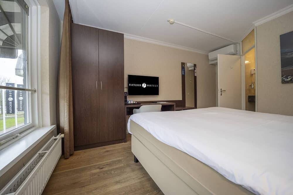 Tranquil Retreat with Free Parking, Breakfast & Walking/Cycling Routes in Middelburg, Walcheren