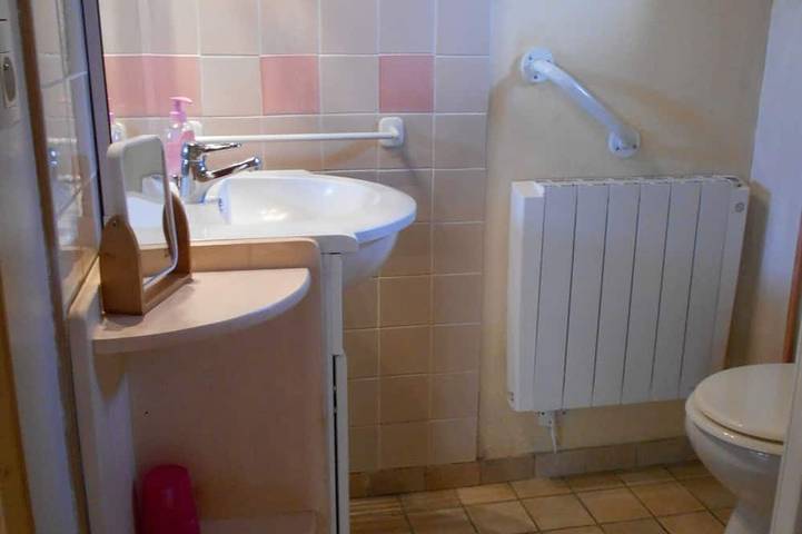 Location de vacances pour 3 personnes, avec jardin à Montfarville - 4