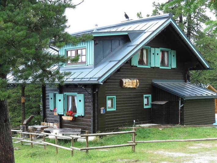 Hütte für 8 Personen, mit Garten und Terrasse, mit Haustier in Dachstein