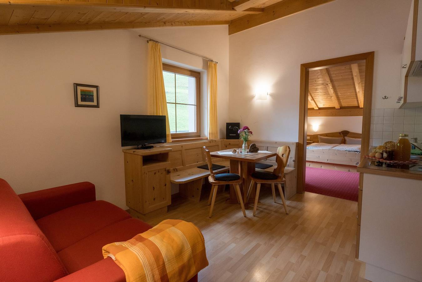 Geheel appartement, Appartement "Watles" met balkon en wifi in Schlinig, Mals