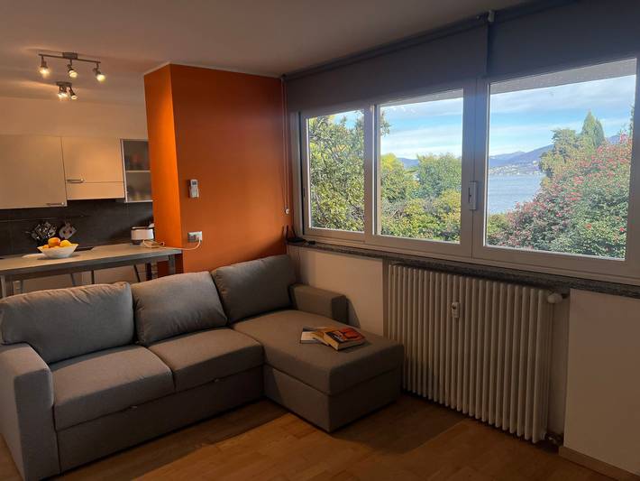 Ganze Wohnung, Inaya apartment in Oggebbio with pool in Oggebbio, Oggebbio Gemeinde