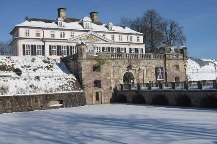 Villa für 4 Personen, mit Garten und Balkon in Bad Pyrmont