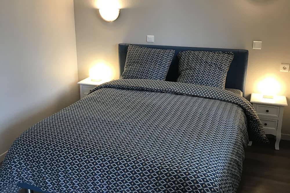 Appartement entier, Appartement face à la mer proche du port et du centre ville. in Guilvinec, Région de Quimper