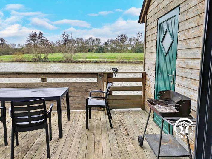 Gîte pour 7 personnes, avec terrasse, animaux acceptés