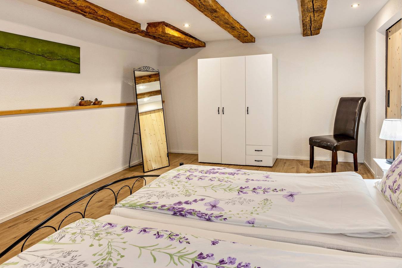 Ganze Wohnung, Liebevoll renovierte Altbau Wohnung, direkt am See in Hemmenhofen in Hemmenhofen, Gaienhofen
