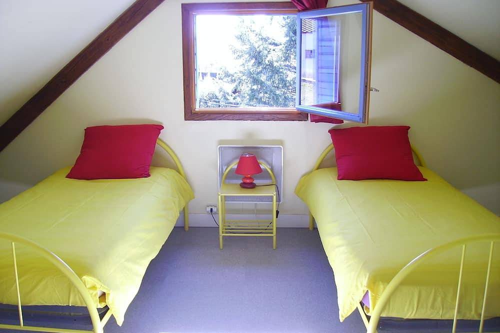Chalet zwischen den Bergen und den Seen in Condat, Regionaler Naturpark Volcans d'Auvergne
