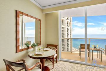 Vacation Rental for 4 Guests in Sunny Isles Beach, Florida, Picture 2