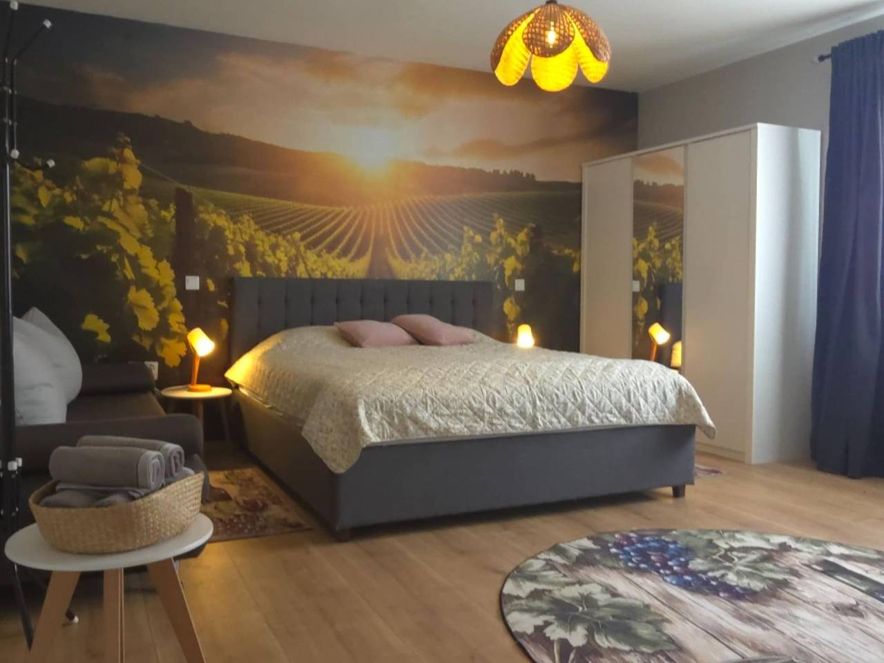 Holiday Home Thesaurum - Four Bedroom Holiday Home with Swimming Pool in Osječko-baranjska županija
