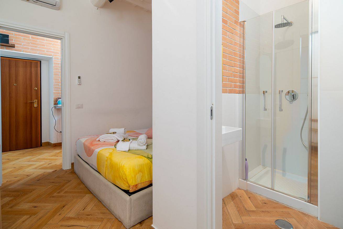 La Posada - Camera 2 by Rentbeat in Civitavecchia, Provincia di Roma