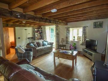 Cottage for 8 People in Powys, Mid-Wales, Photo 4