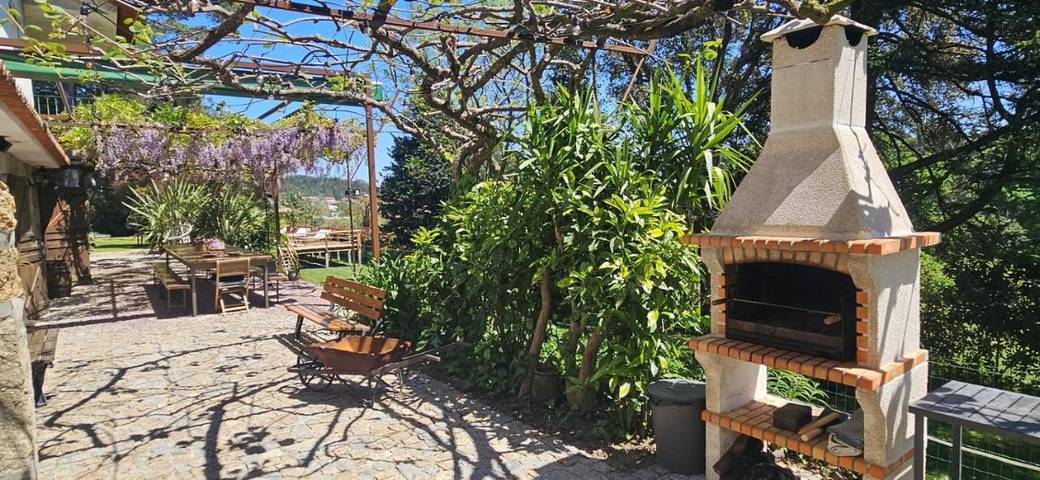 Location de vacances pour 15 personnes, avec jardin et piscine, animaux acceptés à Paredes - 4