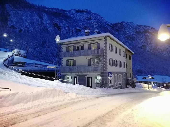 Gîte pour 9 personnes, avec vue ainsi que sauna et jardin, animaux acceptés à Fai della Paganella - 2