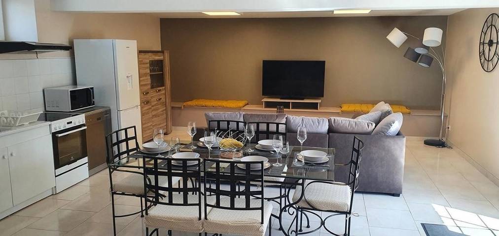 Location de vacances pour 6 personnes, avec Terrasse et Jardin dans Ouzouer-le-Marché