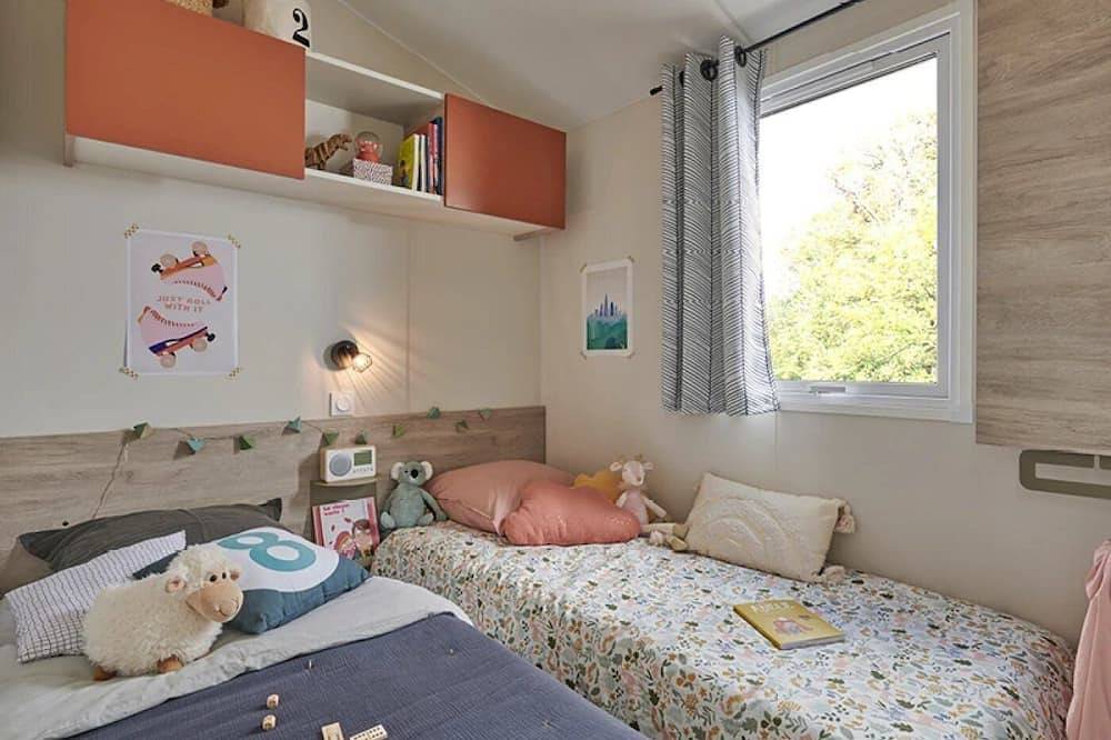 Camping 3 étoiles - Piscine - ccbfdhe in Surgères, Rochefort region