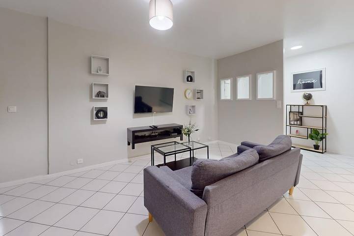 Location de vacances pour 8 personnes, avec balcon et jacuzzi à Le Havre