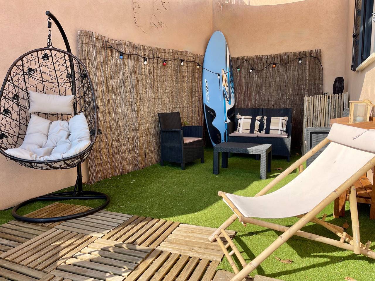 Apartamento entero, Apartamento 'Nucciola' con vistas al mar, jardín privado y aire acondicionado in Cervione, Región de Corte