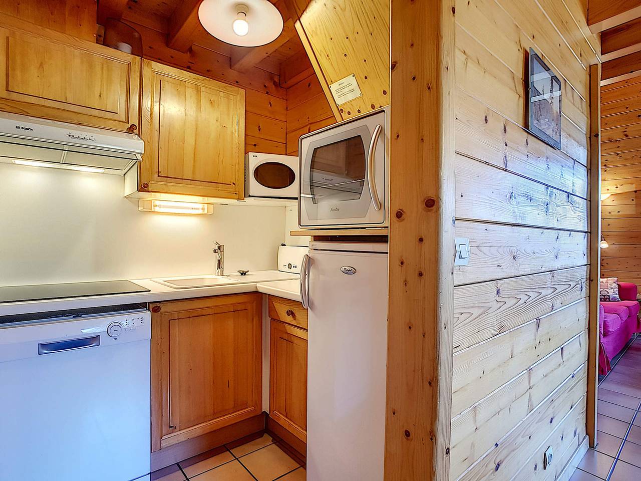 Apartamento entero, Medio chalet para 6 en La Clusaz con Wifi, admite mascotas y parking in La Clusaz, Región de Annecy