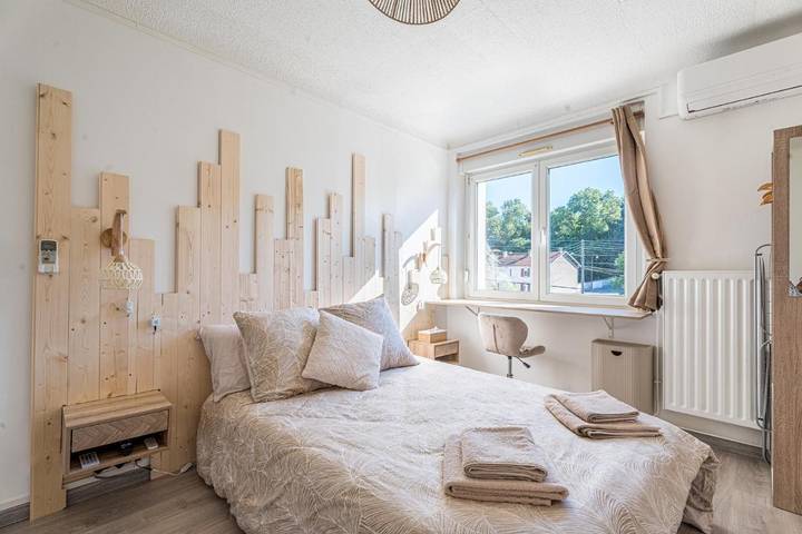 Chambre d’hôte pour 2 personnes, avec balcon à Jœuf