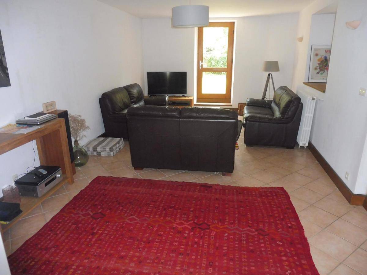 Six-Bedroom House in Labruguière, Région de Castres