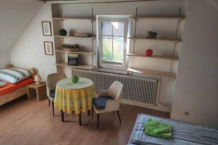 Ganze Wohnung, Appartement 1 für drei Personen mit Blick auf den Garten in Dobersberg, Waldviertel
