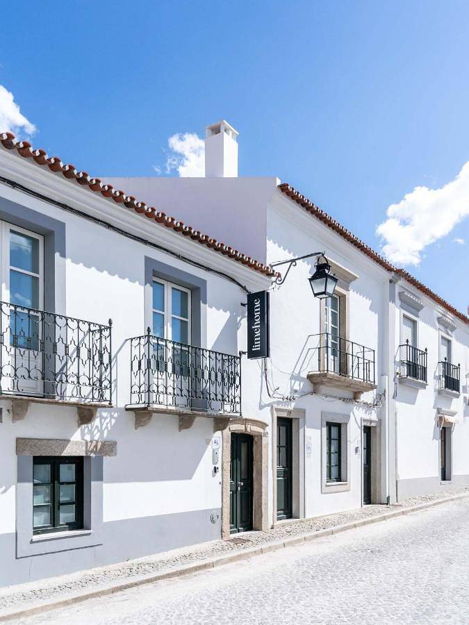 Two-Bedroom Apartment with Terrace in Évora, Distrito de Évora