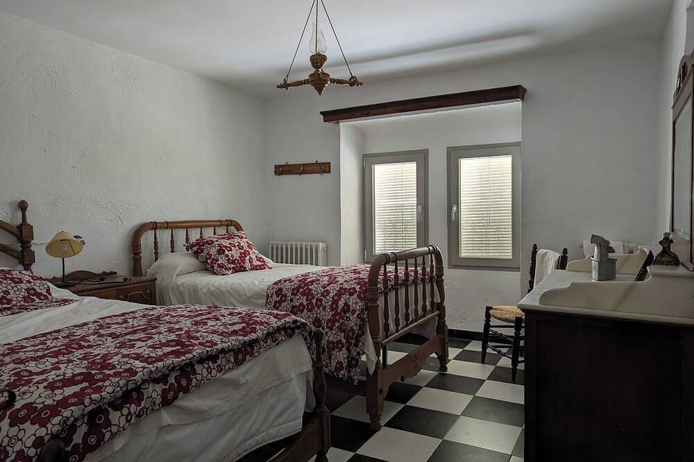 La Fuente y La Caleta in Alcalá la Real, Sierras Subbéticas