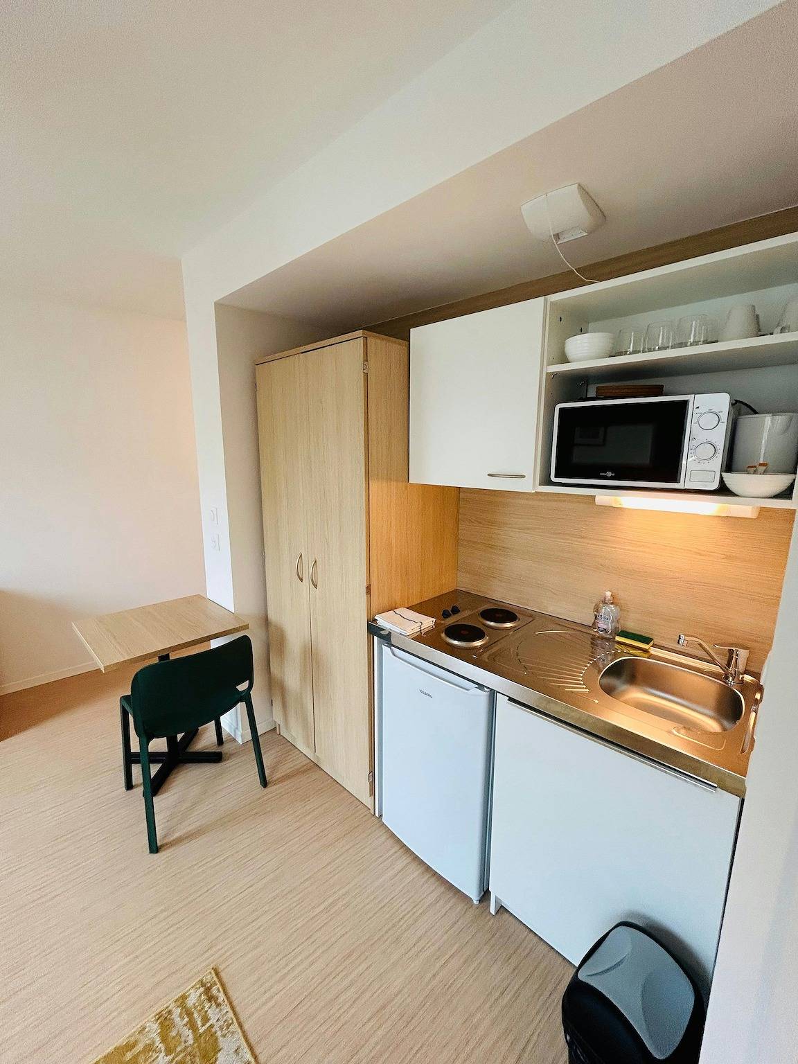 Apartamento entero, We Live In R - Suite 202 in Reims, Marne