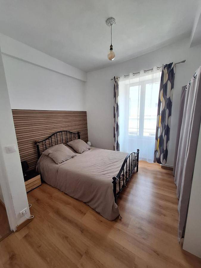 Gîte pour 2 personnes, avec Balcon et Terrasse dans Office de Tourisme de Saint Astier - 3