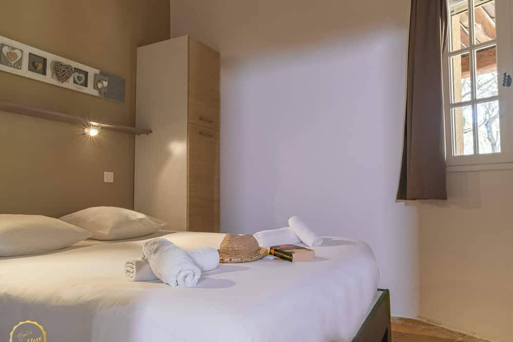 La Tour, 3 habitaciones, 6 personas in Paradou, Region de Arles