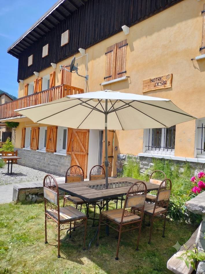 Chalet pour 5 personnes, avec Balcon et Jardin dans Queyras