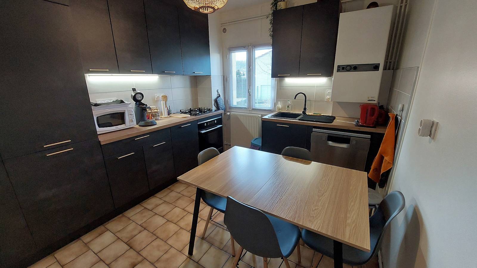Gîte cosy avec jardin et cheminée à Ytrac proche A in Ytrac, Région d'Aurillac