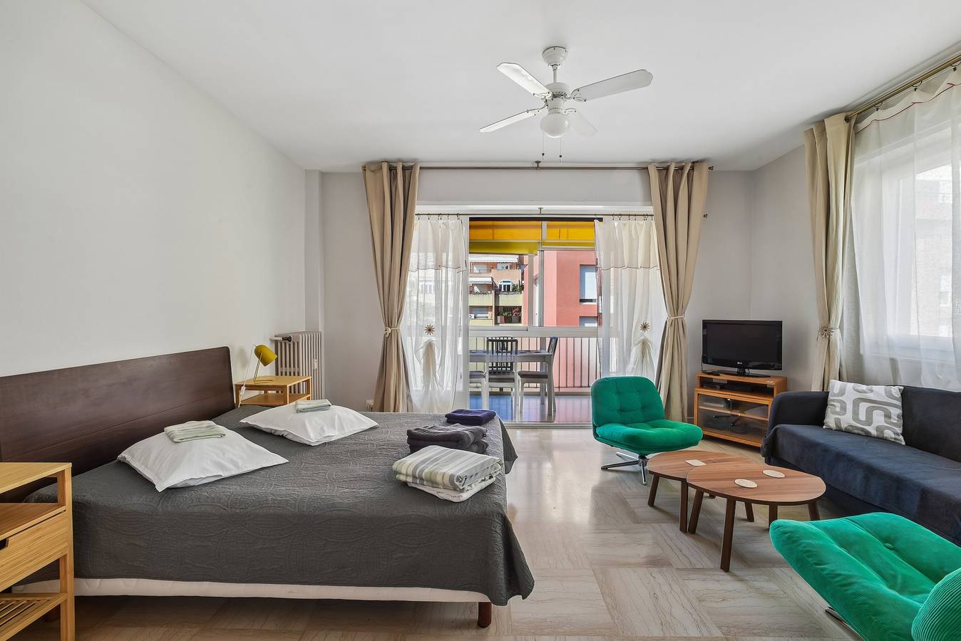 Ganzes Studio, Studio 'Nur wenige Schritte vom Meer entfernt' mit Balkon, Wlan und Klimaanlage in Roquebrune-Cap-Martin, Mittelmeerküste (Frankreich)