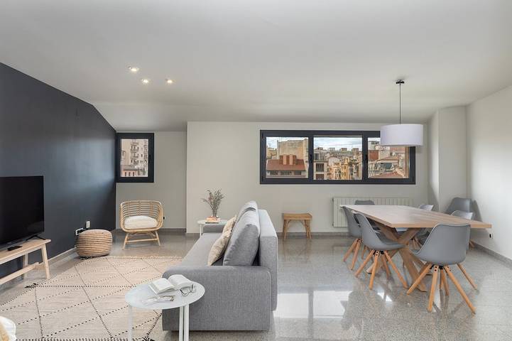 Holiday apartment for 8 people, with balcony - 1