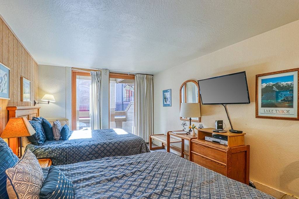 Ganze Wohnung, Rustikale Suite im Herzen von Northstar w / shared Pool und Whirlpool! Nähe Loipe! in Northstar California