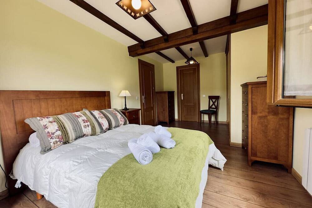 Gran villa con jardín  - Villa El Quejigal 13800 in Bareyo, Cantabrian Coast