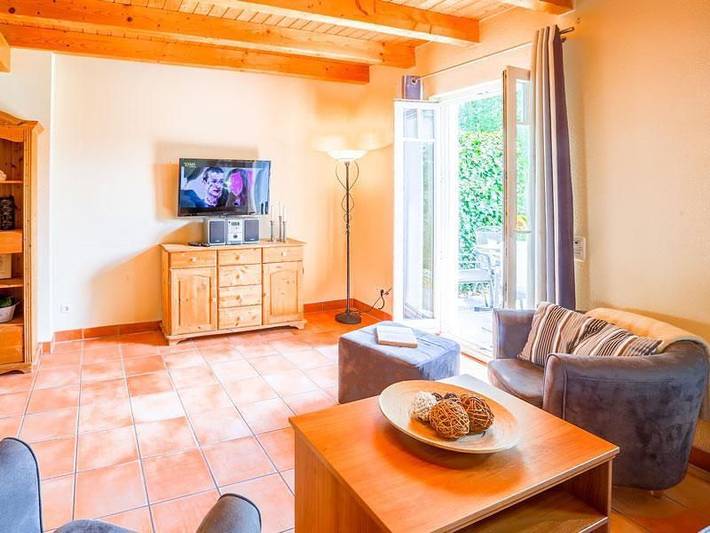 Ferienhaus für 6 Personen, mit Terrasse und Garten in Nienhagen - 4