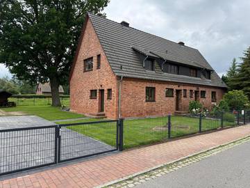 Ferienhaus für 8 Personen, mit Garten, mit Haustier in Rechlin
